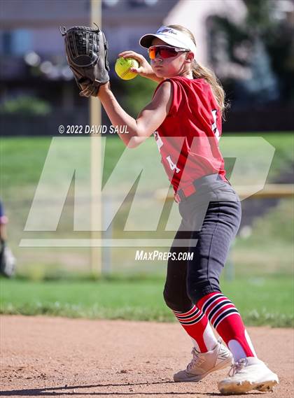 Thumbnail 3 in Elizabeth @ Sand Creek photogallery.