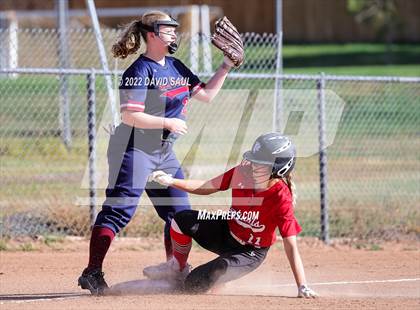 Thumbnail 3 in Elizabeth @ Sand Creek photogallery.