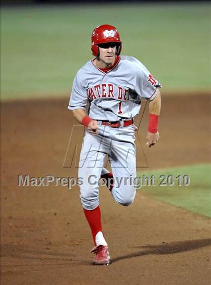 Thumbnail 2 in Mater Dei vs. Royal (CIF SS D1 Playoffs) photogallery.