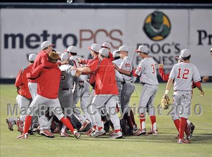 Thumbnail 3 in Mater Dei vs. Royal (CIF SS D1 Playoffs) photogallery.