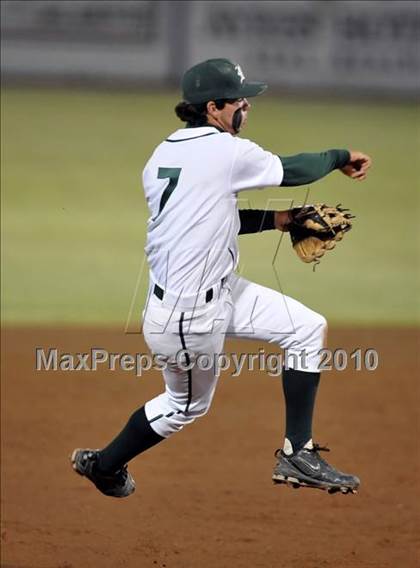 Thumbnail 2 in Mater Dei vs. Royal (CIF SS D1 Playoffs) photogallery.