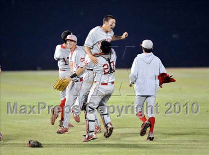Thumbnail 3 in Mater Dei vs. Royal (CIF SS D1 Playoffs) photogallery.