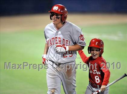 Thumbnail 3 in Mater Dei vs. Royal (CIF SS D1 Playoffs) photogallery.