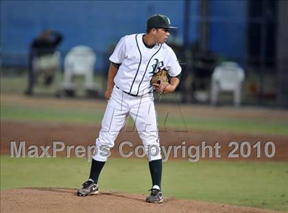 Thumbnail 2 in Mater Dei vs. Royal (CIF SS D1 Playoffs) photogallery.