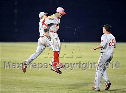 Thumbnail 2 in Mater Dei vs. Royal (CIF SS D1 Playoffs) photogallery.