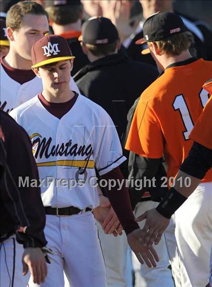 Thumbnail 2 in Hoover vs. Madison Academy photogallery.
