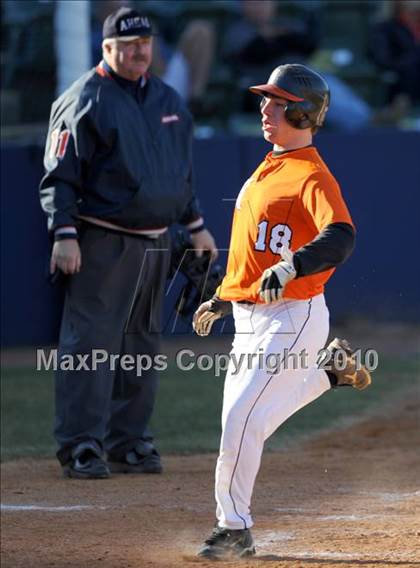 Thumbnail 1 in Hoover vs. Madison Academy photogallery.