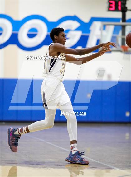 Thumbnail 1 in Camarillo vs. Campbell Hall (2018 Burbank Bulldog Tournament Final) photogallery.