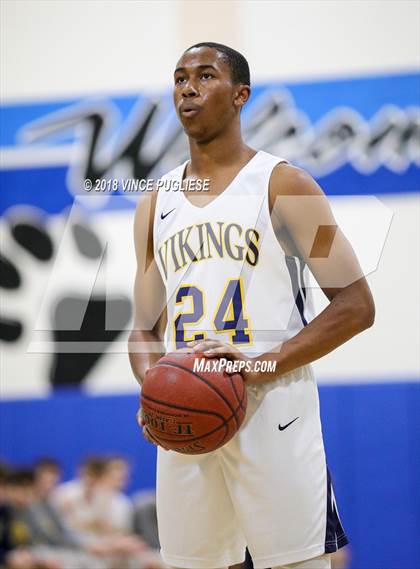 Thumbnail 2 in Camarillo vs. Campbell Hall (2018 Burbank Bulldog Tournament Final) photogallery.