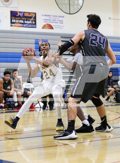 Thumbnail 1 in Camarillo vs. Campbell Hall (2018 Burbank Bulldog Tournament Final) photogallery.