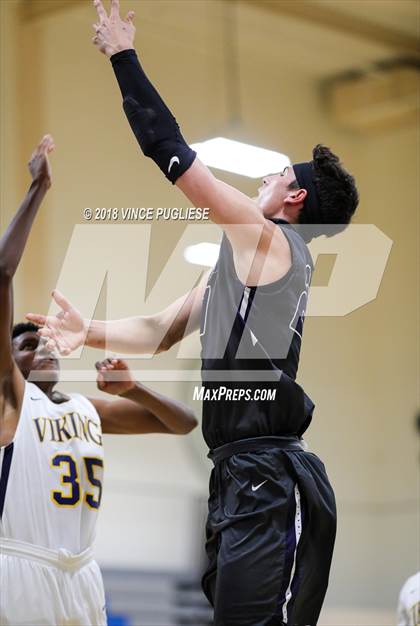 Thumbnail 2 in Camarillo vs. Campbell Hall (2018 Burbank Bulldog Tournament Final) photogallery.