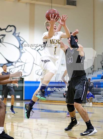 Thumbnail 3 in Camarillo vs. Campbell Hall (2018 Burbank Bulldog Tournament Final) photogallery.