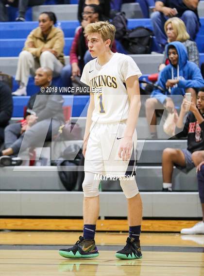 Thumbnail 1 in Camarillo vs. Campbell Hall (2018 Burbank Bulldog Tournament Final) photogallery.