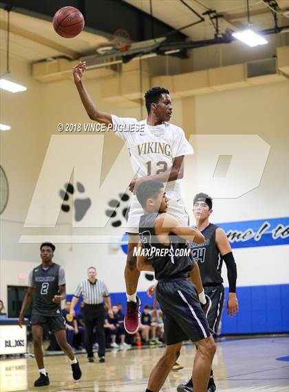 Thumbnail 1 in Camarillo vs. Campbell Hall (2018 Burbank Bulldog Tournament Final) photogallery.