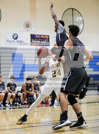 Thumbnail 3 in Camarillo vs. Campbell Hall (2018 Burbank Bulldog Tournament Final) photogallery.