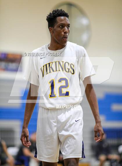 Thumbnail 3 in Camarillo vs. Campbell Hall (2018 Burbank Bulldog Tournament Final) photogallery.