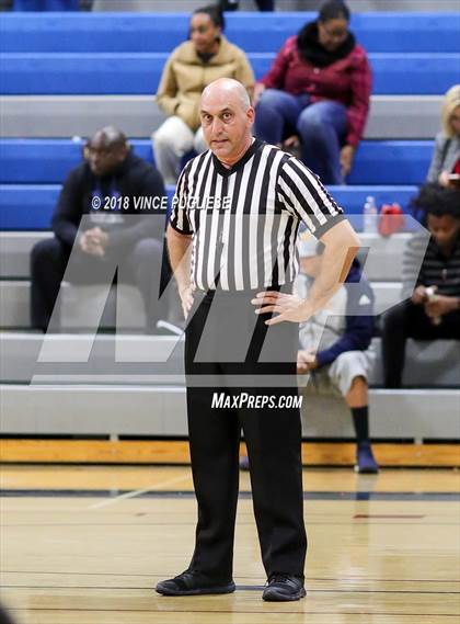 Thumbnail 2 in Camarillo vs. Campbell Hall (2018 Burbank Bulldog Tournament Final) photogallery.