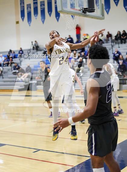 Thumbnail 2 in Camarillo vs. Campbell Hall (2018 Burbank Bulldog Tournament Final) photogallery.