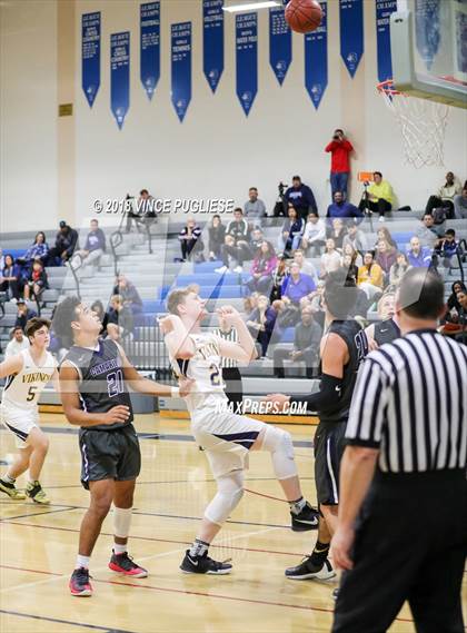 Thumbnail 3 in Camarillo vs. Campbell Hall (2018 Burbank Bulldog Tournament Final) photogallery.