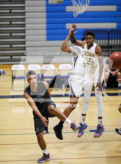 Thumbnail 2 in Camarillo vs. Campbell Hall (2018 Burbank Bulldog Tournament Final) photogallery.