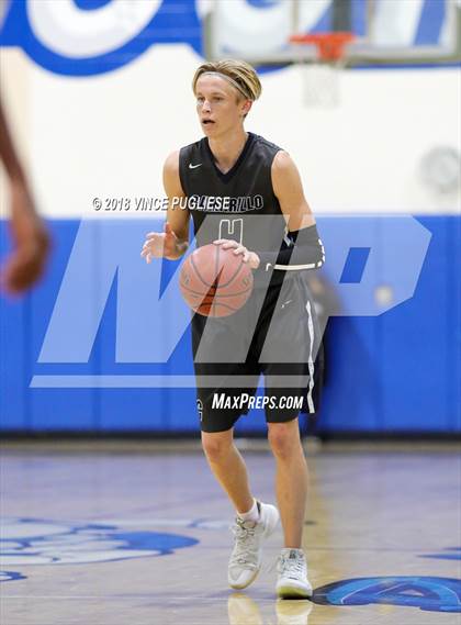 Thumbnail 1 in Camarillo vs. Campbell Hall (2018 Burbank Bulldog Tournament Final) photogallery.