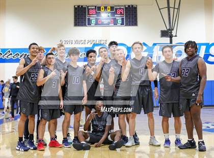 Thumbnail 3 in Camarillo vs. Campbell Hall (2018 Burbank Bulldog Tournament Final) photogallery.