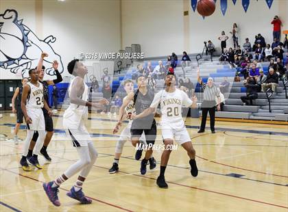 Thumbnail 2 in Camarillo vs. Campbell Hall (2018 Burbank Bulldog Tournament Final) photogallery.
