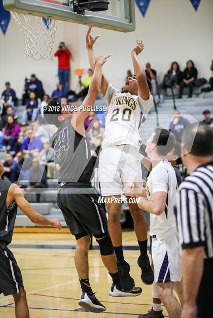 Thumbnail 2 in Camarillo vs. Campbell Hall (2018 Burbank Bulldog Tournament Final) photogallery.