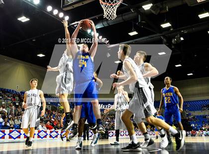 Thumbnail 3 in Izard County vs. Guy-Perkins (AAA 1A Final) photogallery.