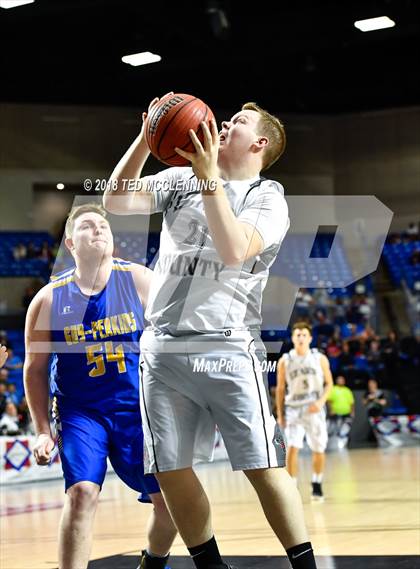 Thumbnail 1 in Izard County vs. Guy-Perkins (AAA 1A Final) photogallery.