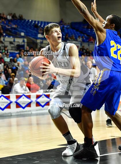 Thumbnail 2 in Izard County vs. Guy-Perkins (AAA 1A Final) photogallery.