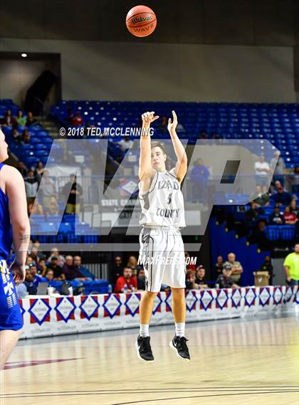 Thumbnail 3 in Izard County vs. Guy-Perkins (AAA 1A Final) photogallery.