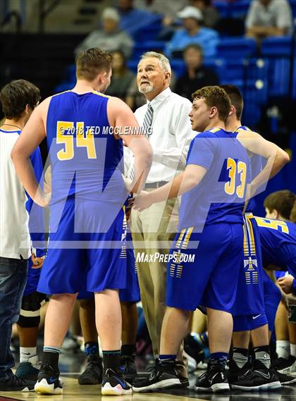 Thumbnail 2 in Izard County vs. Guy-Perkins (AAA 1A Final) photogallery.