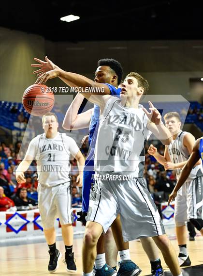 Thumbnail 3 in Izard County vs. Guy-Perkins (AAA 1A Final) photogallery.