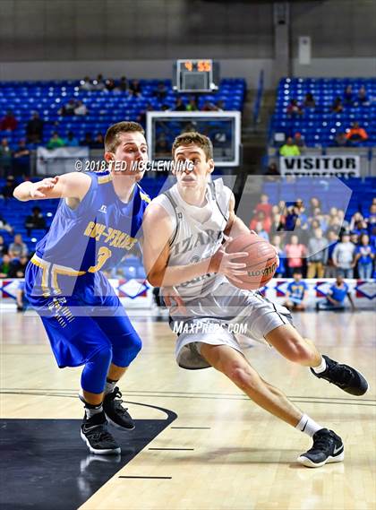 Thumbnail 1 in Izard County vs. Guy-Perkins (AAA 1A Final) photogallery.