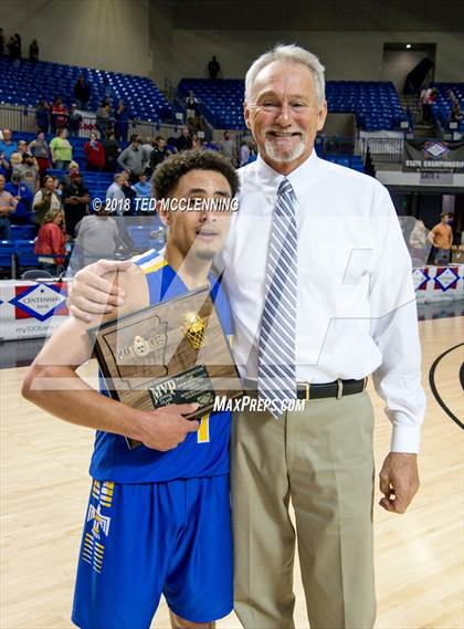 Thumbnail 1 in Izard County vs. Guy-Perkins (AAA 1A Final) photogallery.