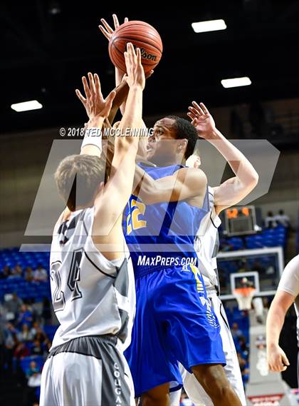 Thumbnail 3 in Izard County vs. Guy-Perkins (AAA 1A Final) photogallery.