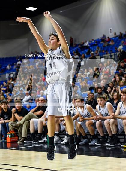 Thumbnail 3 in Izard County vs. Guy-Perkins (AAA 1A Final) photogallery.