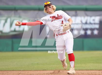Thumbnail 1 in Littleton vs. Newmarket (NHIAA Division IV Final) photogallery.
