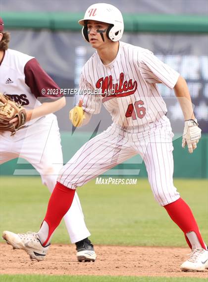 Thumbnail 2 in Littleton vs. Newmarket (NHIAA Division IV Final) photogallery.