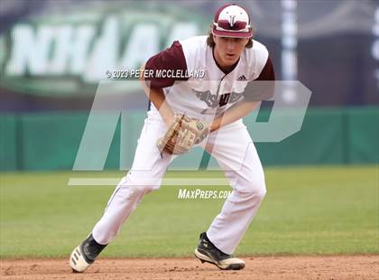Thumbnail 3 in Littleton vs. Newmarket (NHIAA Division IV Final) photogallery.