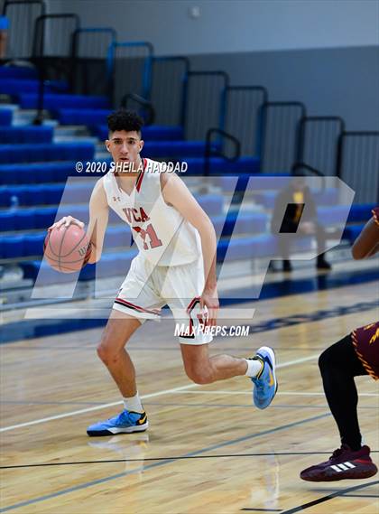 Thumbnail 1 in Hallandale vs Victory Christian (Prep Hoops Sunbash) photogallery.