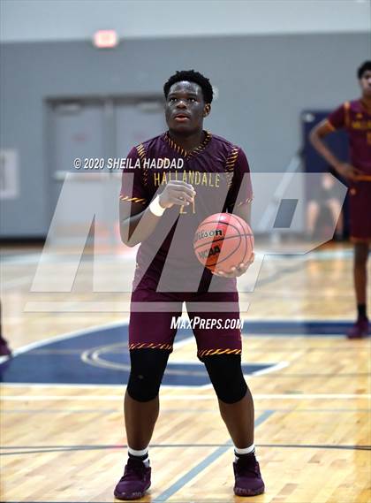 Thumbnail 2 in Hallandale vs Victory Christian (Prep Hoops Sunbash) photogallery.