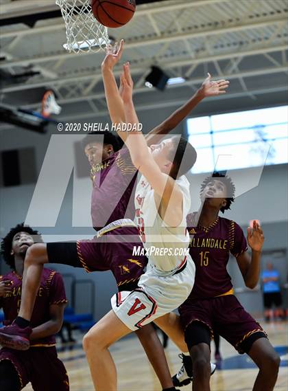 Thumbnail 1 in Hallandale vs Victory Christian (Prep Hoops Sunbash) photogallery.