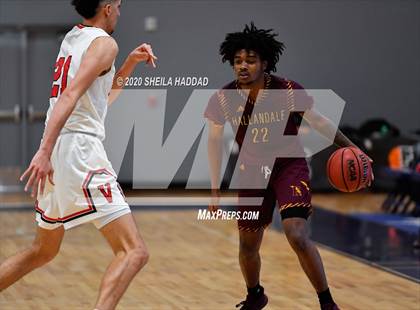 Thumbnail 1 in Hallandale vs Victory Christian (Prep Hoops Sunbash) photogallery.