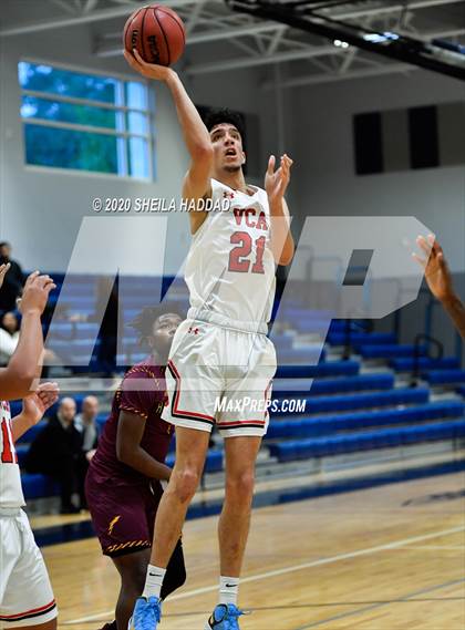 Thumbnail 3 in Hallandale vs Victory Christian (Prep Hoops Sunbash) photogallery.