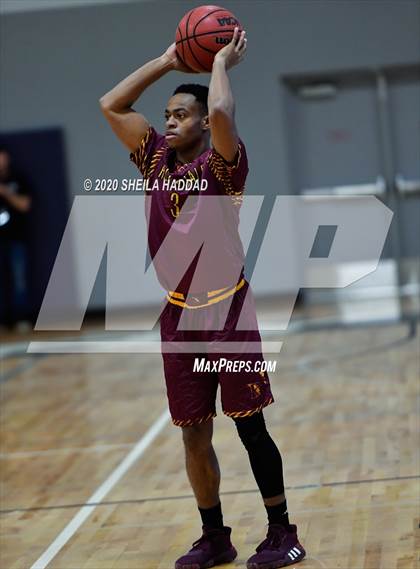 Thumbnail 1 in Hallandale vs Victory Christian (Prep Hoops Sunbash) photogallery.
