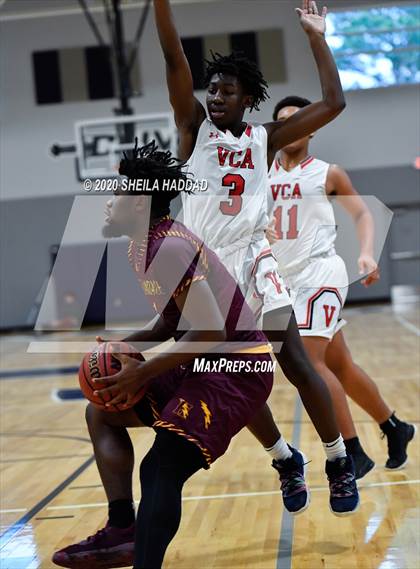Thumbnail 3 in Hallandale vs Victory Christian (Prep Hoops Sunbash) photogallery.