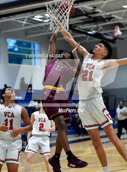 Thumbnail 3 in Hallandale vs Victory Christian (Prep Hoops Sunbash) photogallery.