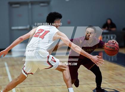 Thumbnail 1 in Hallandale vs Victory Christian (Prep Hoops Sunbash) photogallery.